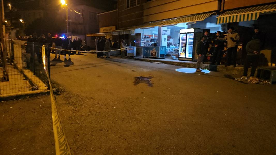 Boşanma aşamasındaki eşini ve araya giren genci vurdu! 3